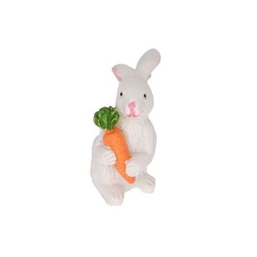 Rabbit with carrot 3.6cm